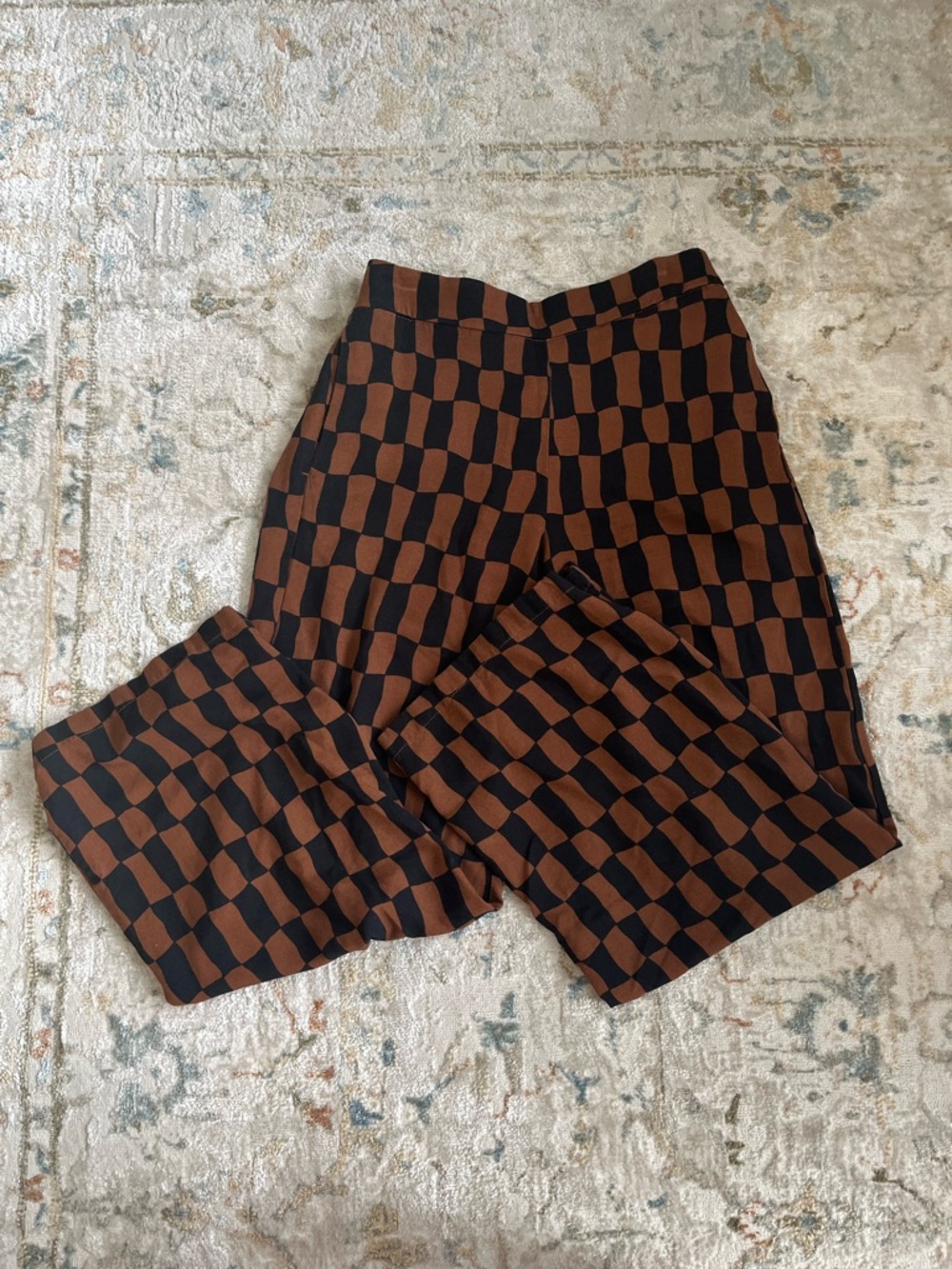 Old Navy Women's Wide Leg Pants in Brown & Black Checkerboard
